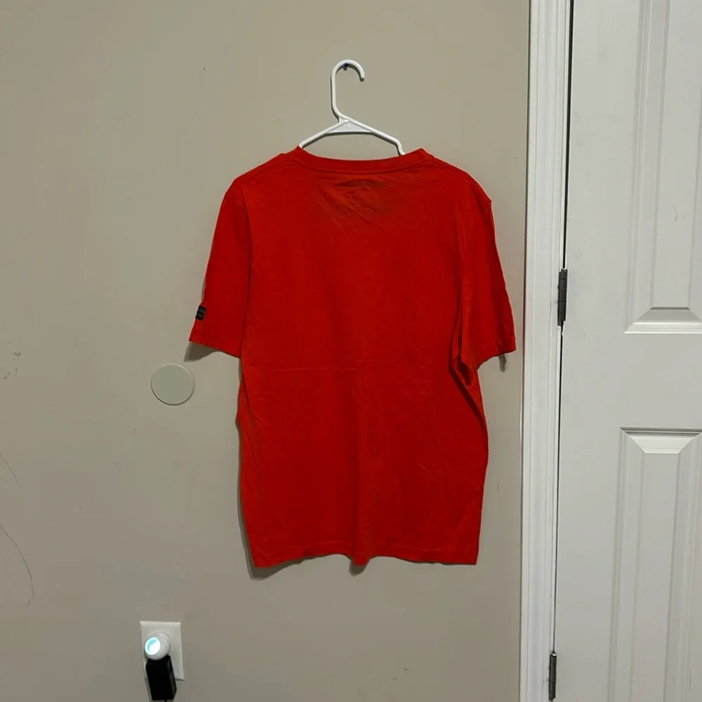 Brand new excellent condition t shirt. - Picture 2 of 4